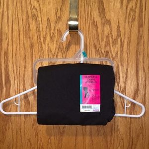 No Boundaries Seamless Capri Leggings